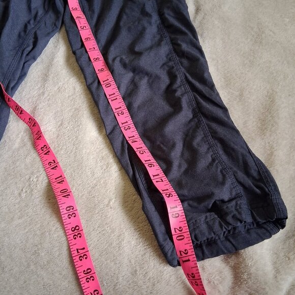 The North Face Women's Size XS Blue Aphrodite 2.0 Quick Dry Pull On Capri Pants - Picture 11 of 12